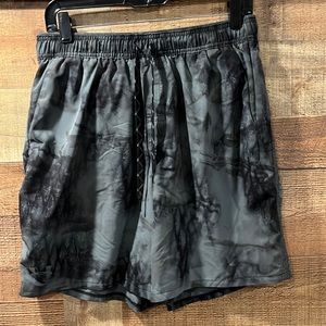 Under Armour shorts men's large